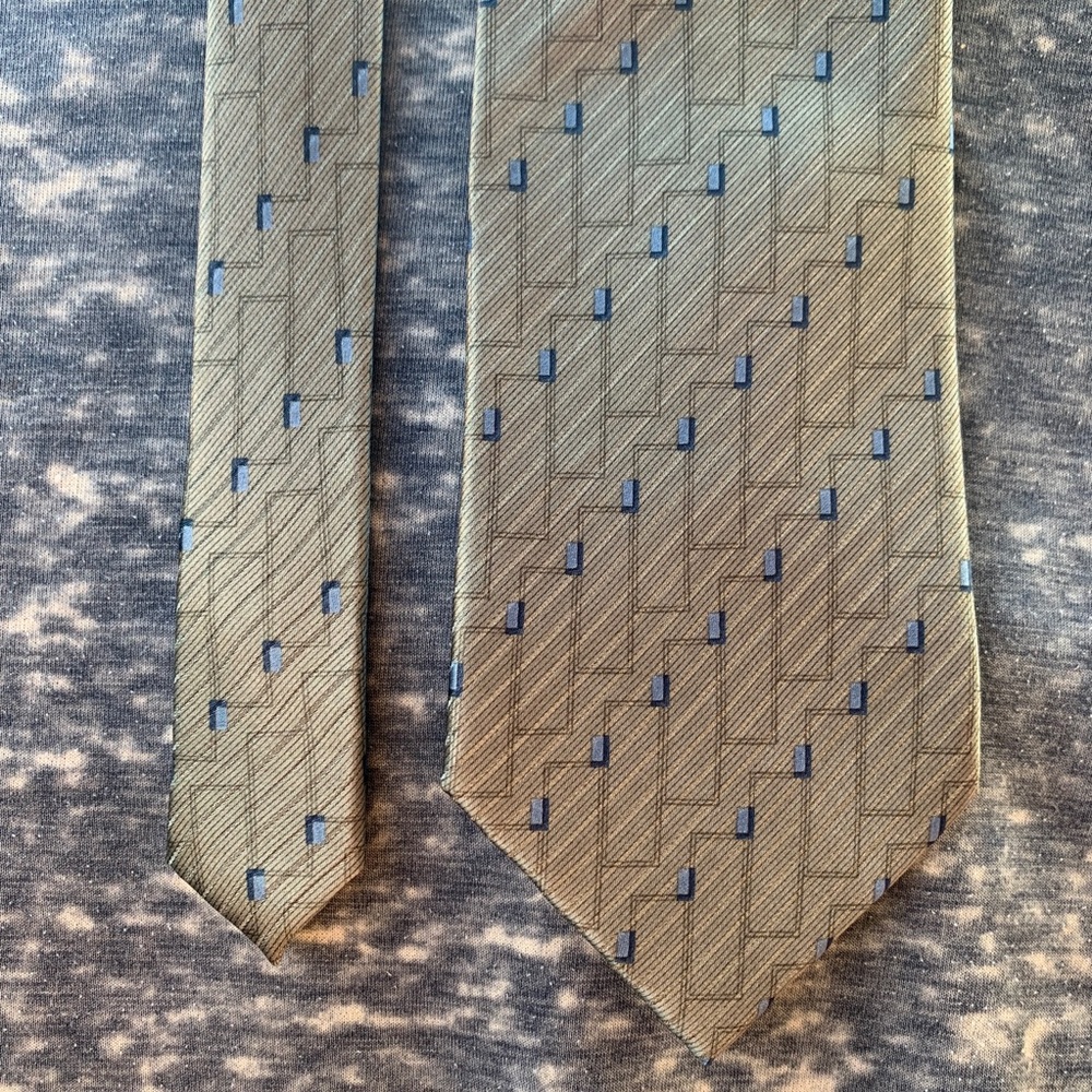 👔 necktie